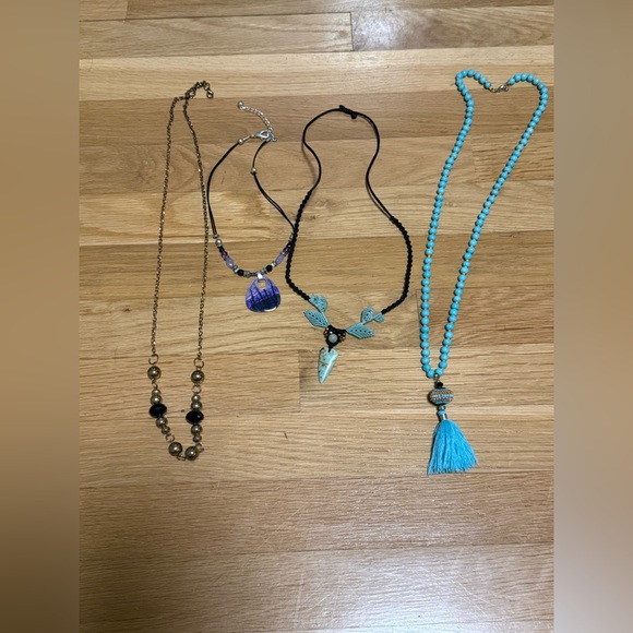 Curated Boho Statement Necklace Lot - 4pc Set - Turquoise, Macrame, & Art Glass - Picture 5 of 5